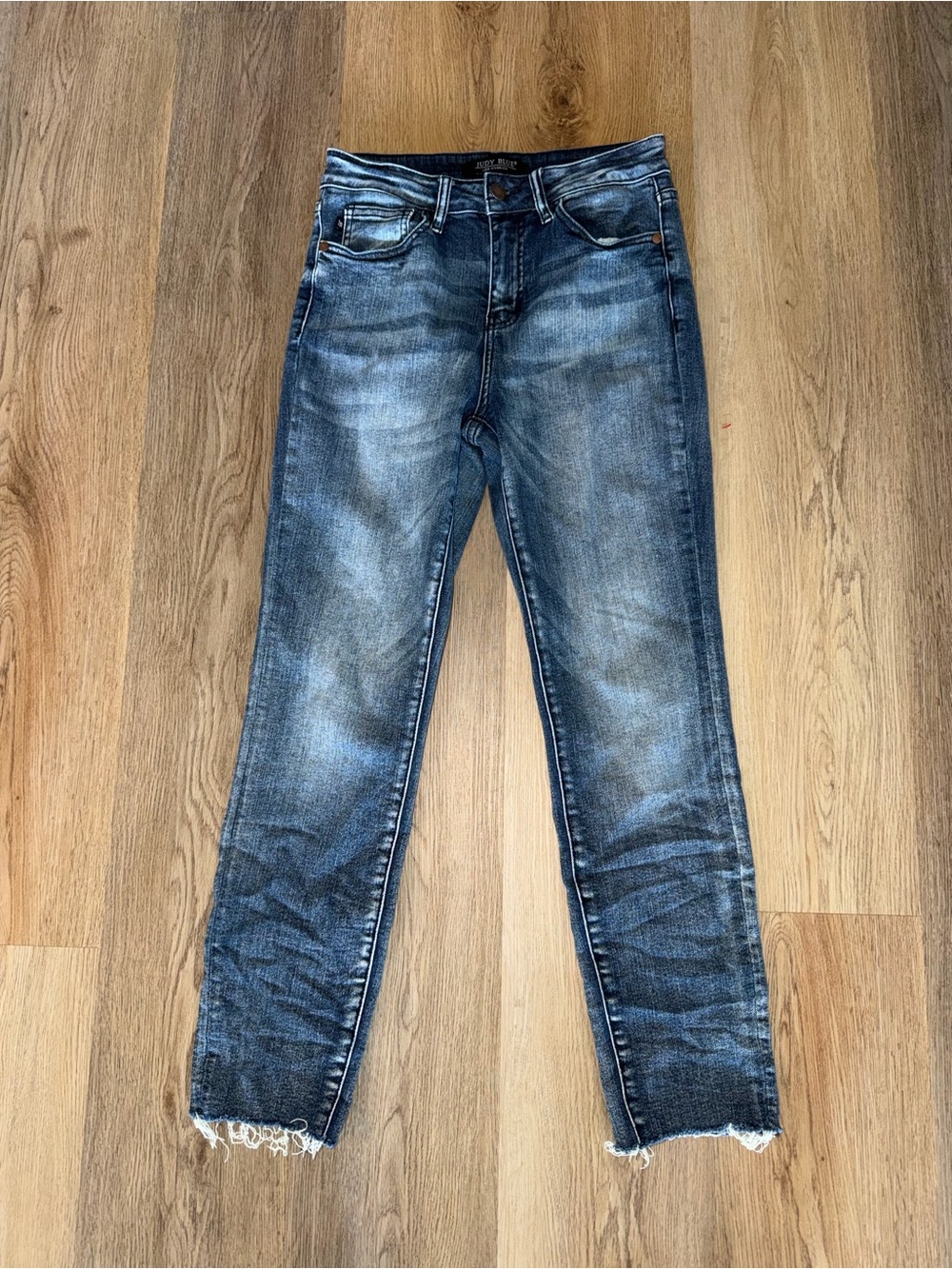 Judy Blue Medium Faded Blue Frayed Ankle Jeans